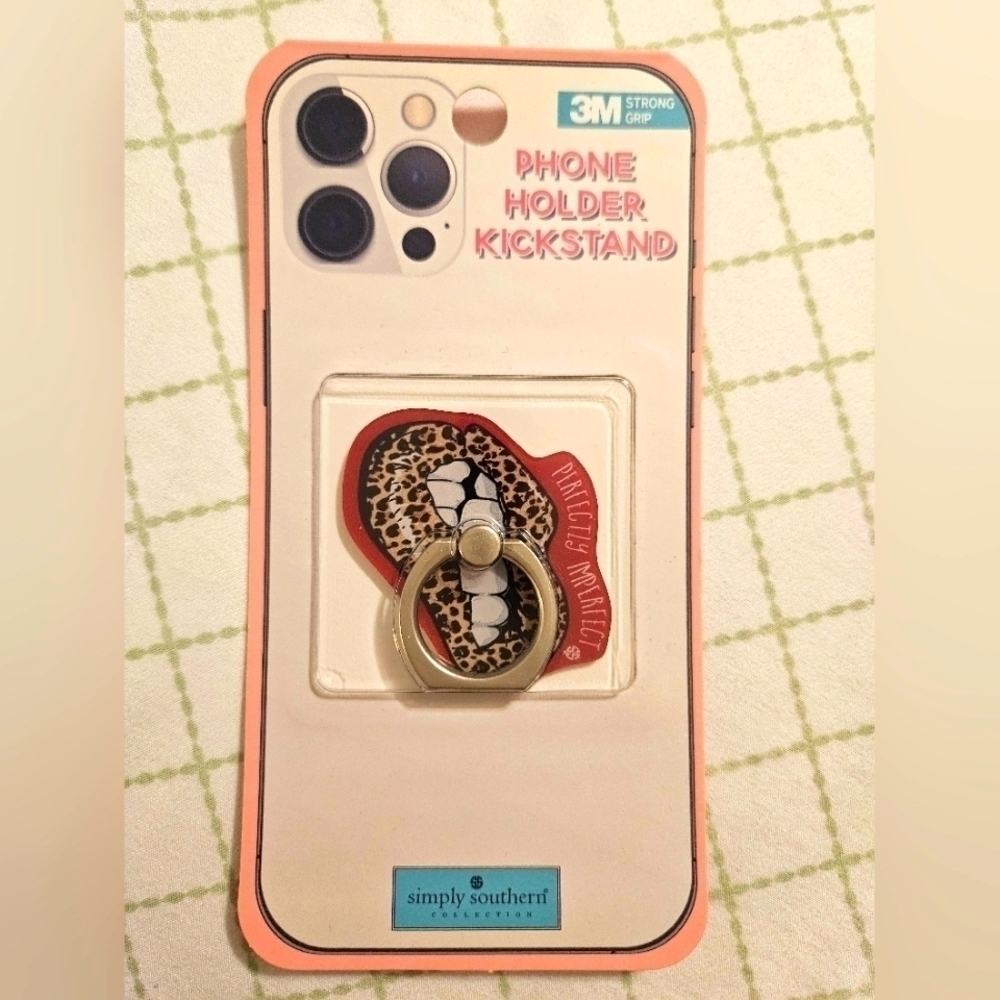 NWT Simply Southern phone case kickstand / holder - teeth and lips